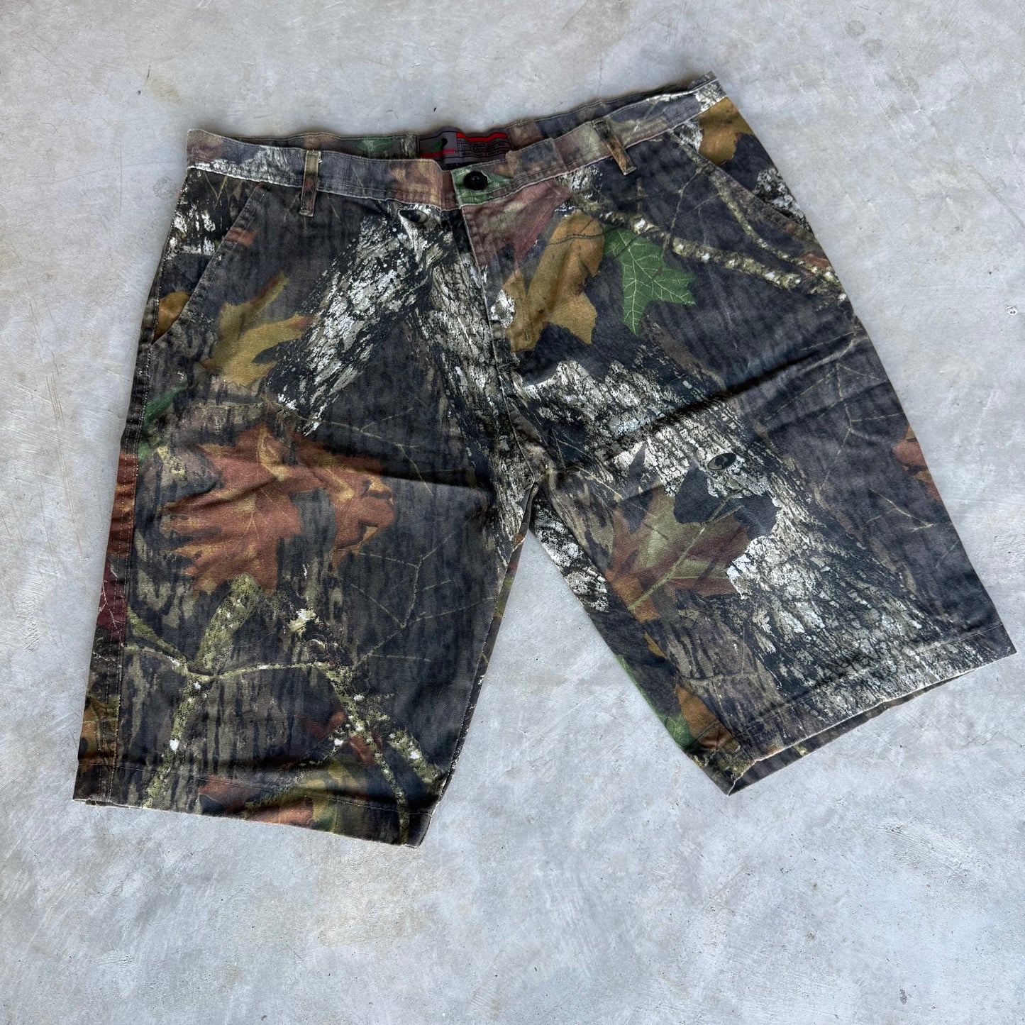 Mossy Oak Camo Hunting Shorts - 40