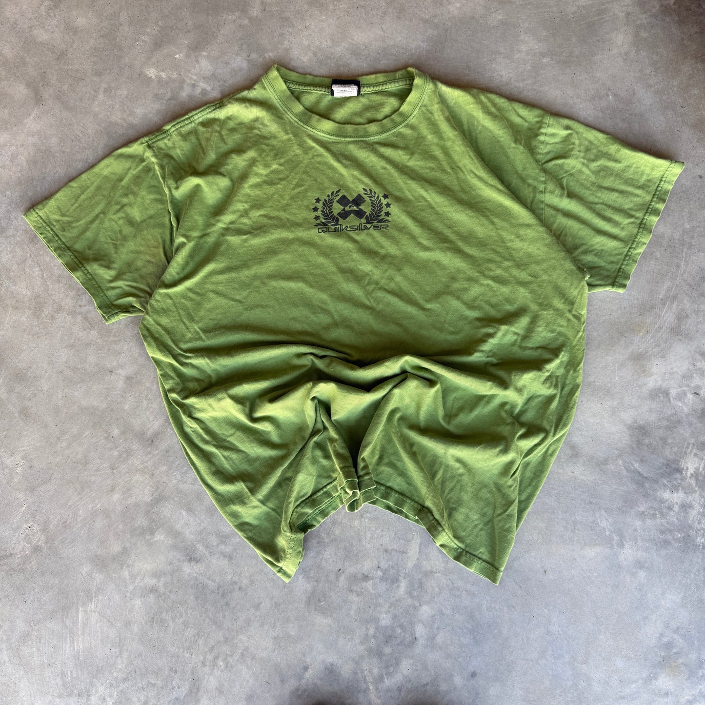 Vintage Quiksilver Sunfaded Tee - Size Large