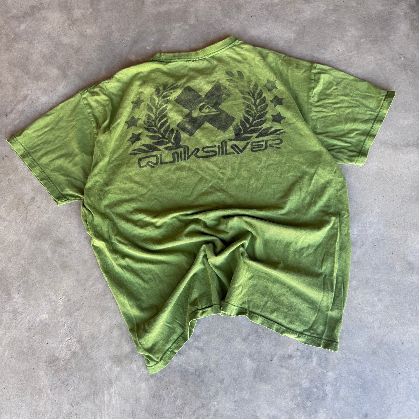 Vintage Quiksilver Sunfaded Tee - Size Large