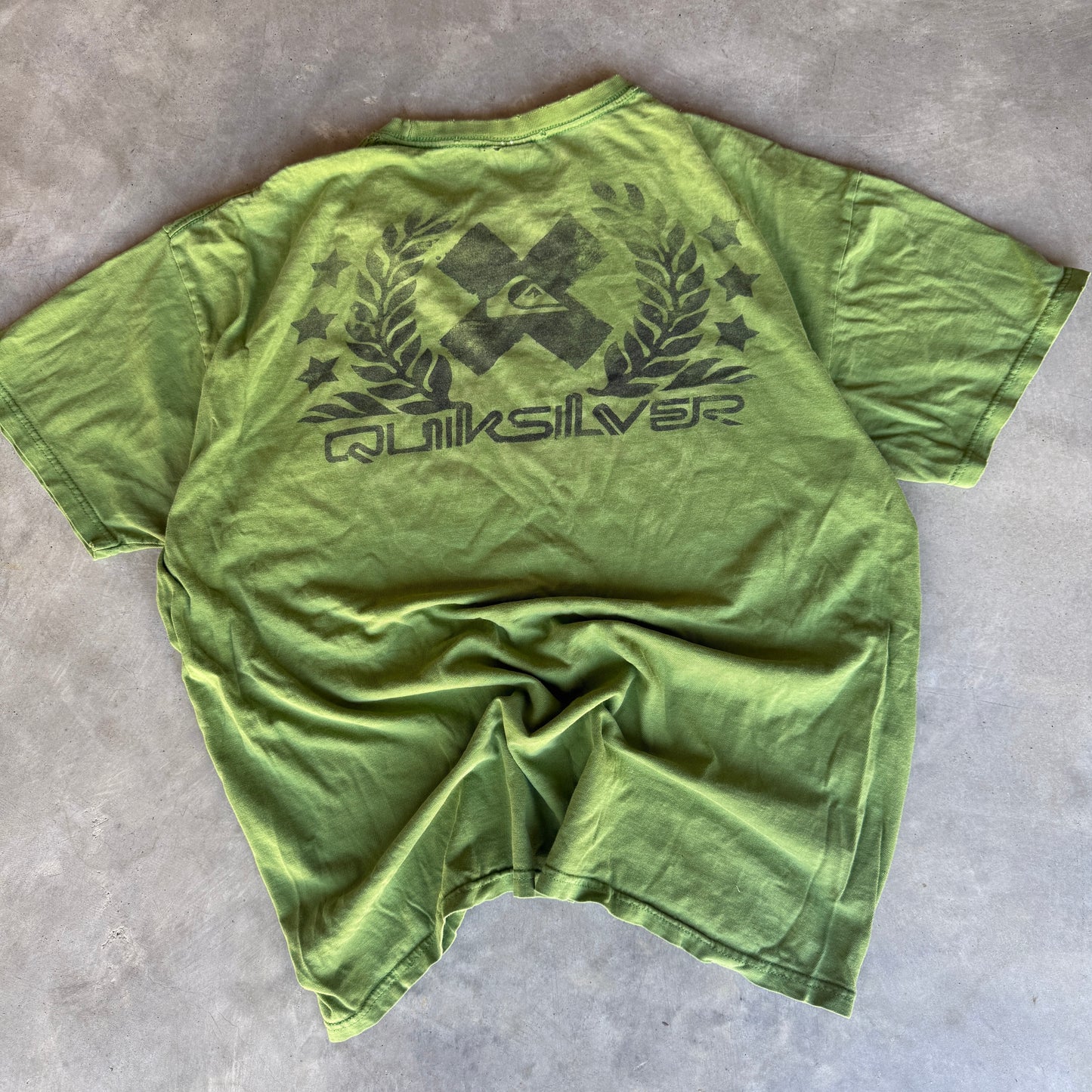 Vintage Quiksilver Sunfaded Tee - Size Large