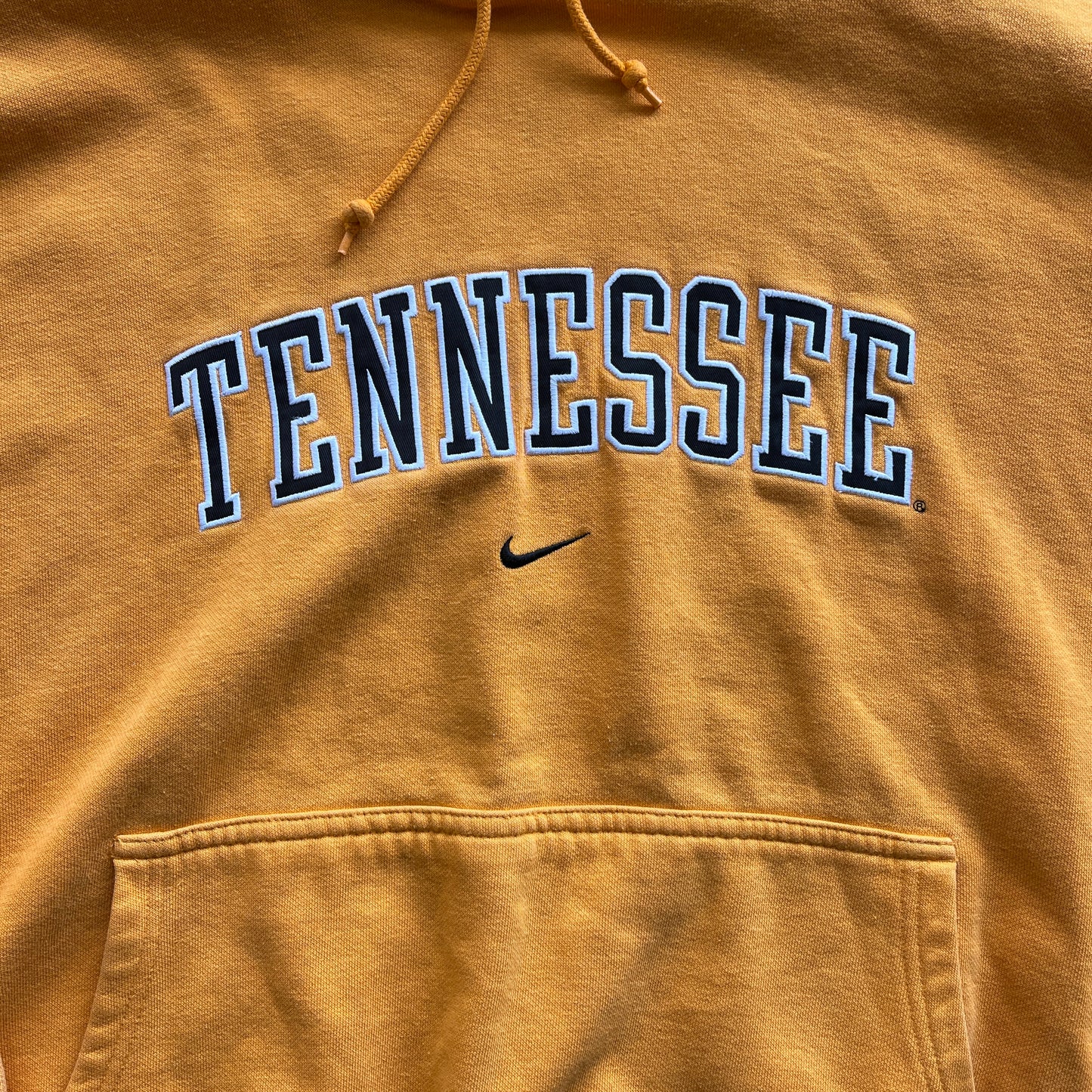 2000s Tennesse Center Swoosh- XXL