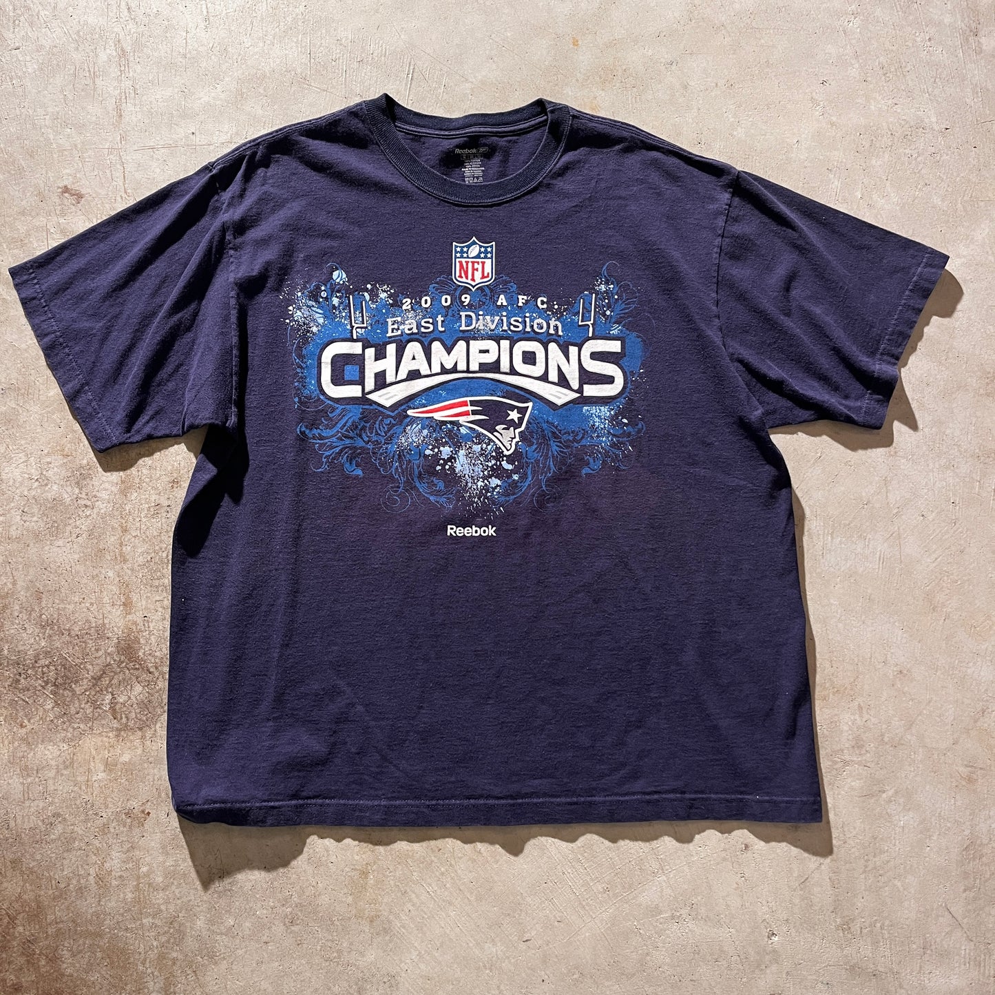 Vintage Patriots Tee- XL