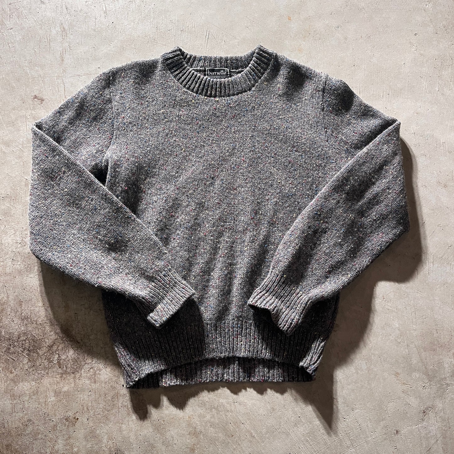 Vintage Sweater- L