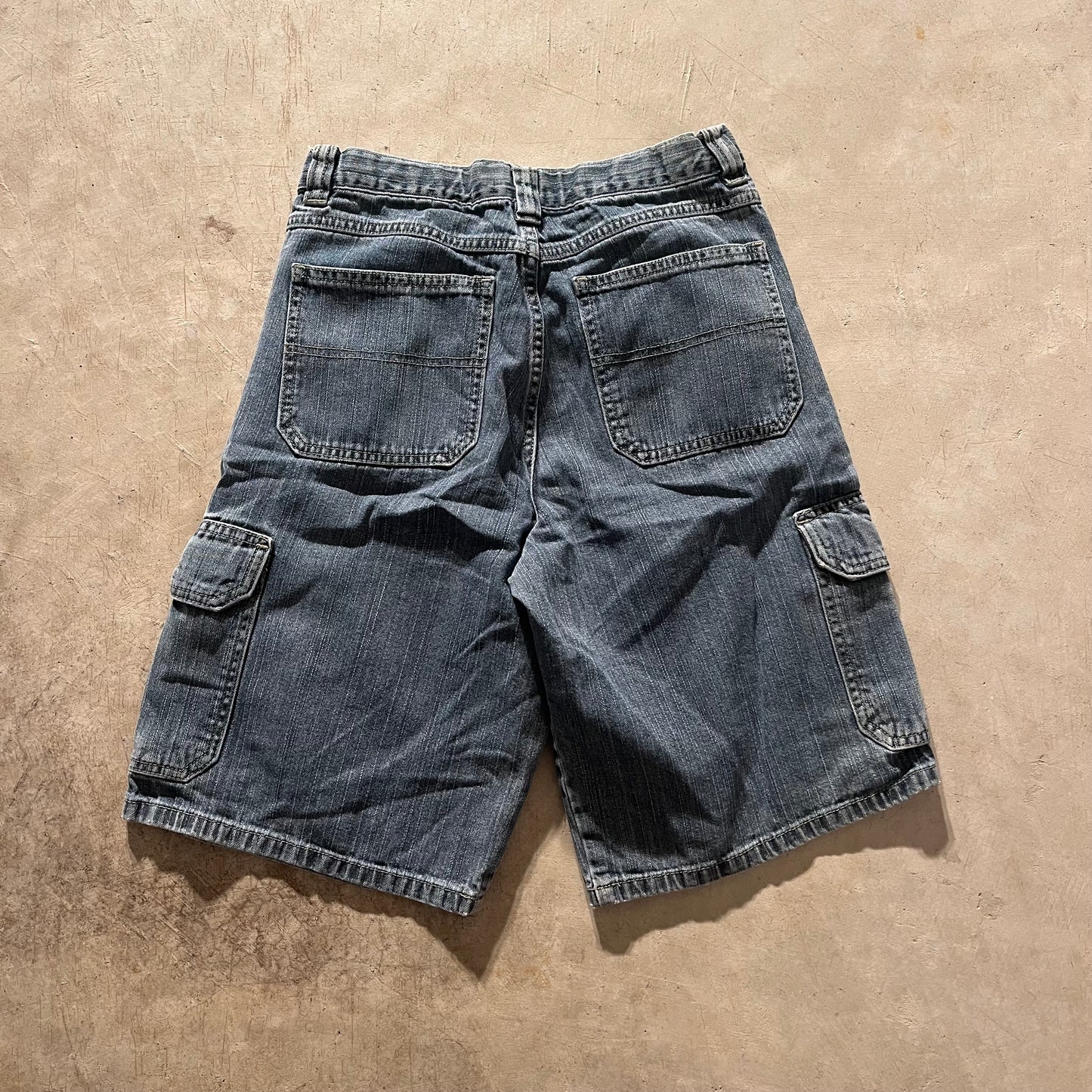 Cargo Jorts, 16